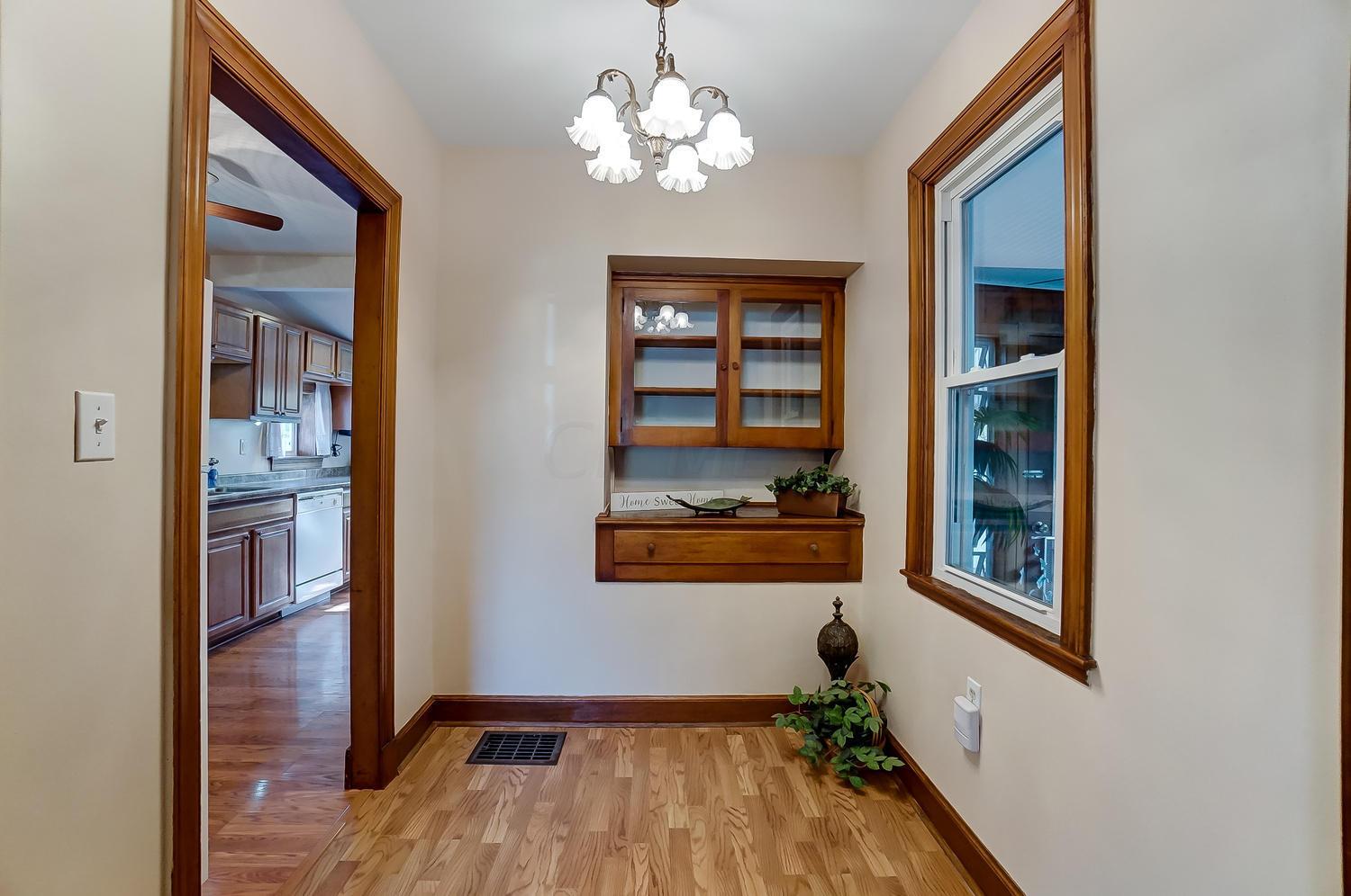 367 Garden Road Columbus, OH 43214 - Photo 8 of 33 Gallery Image 8