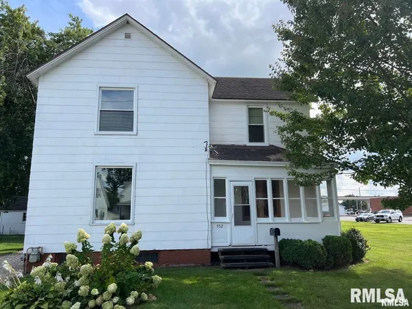 $56,000 | 552 East Locust Street, Canton, IL 61520