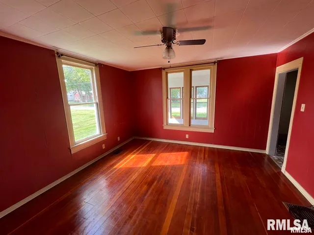 $64,900 | 552 East Locust Street, Canton, IL 61520