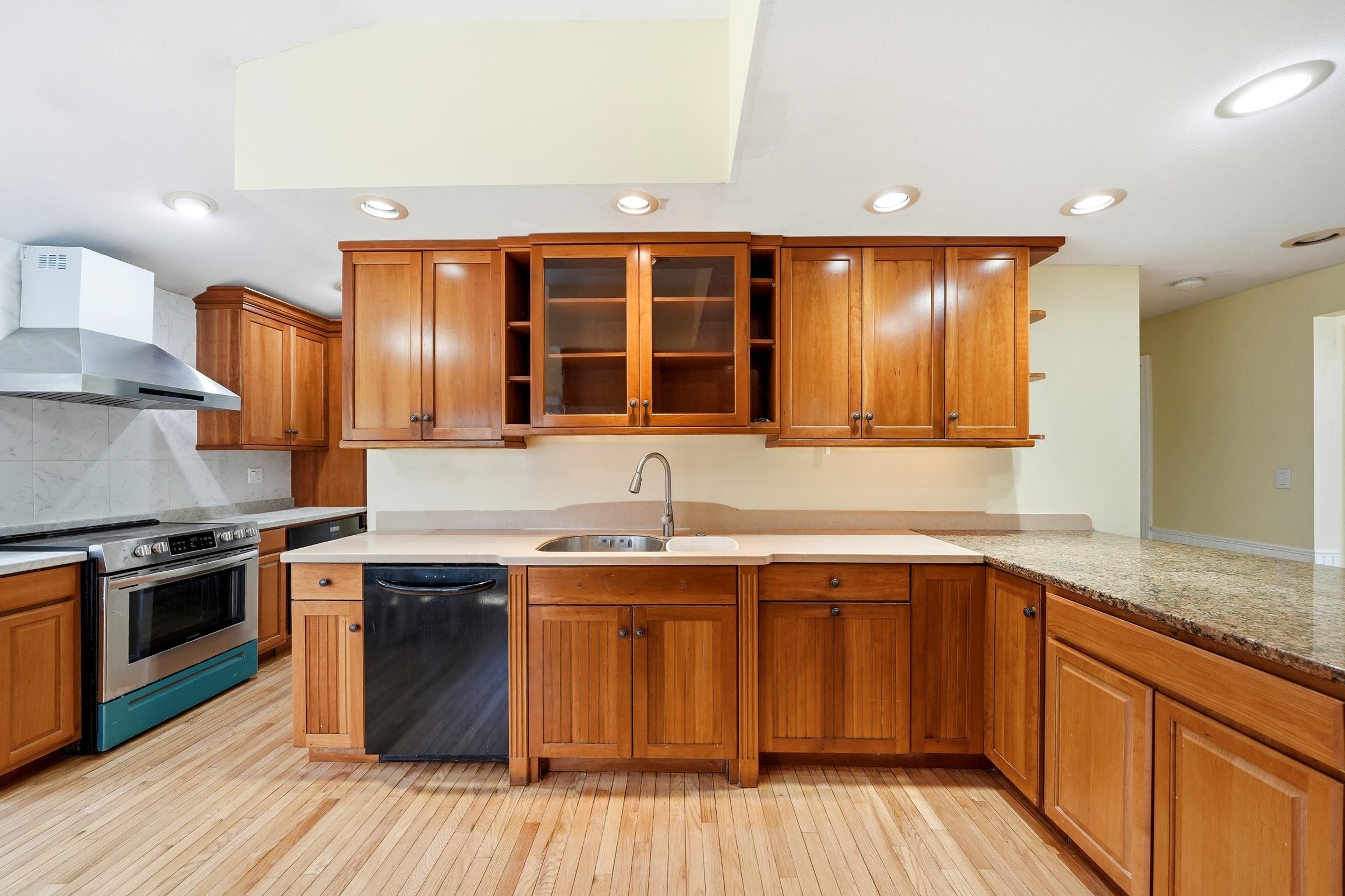 243 Winnacunnet Road Hampton, NH 03842 - Photo 6 of 41