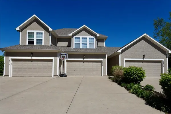 $320,000 | 34212 West 90th Circle, De Soto, KS 66018