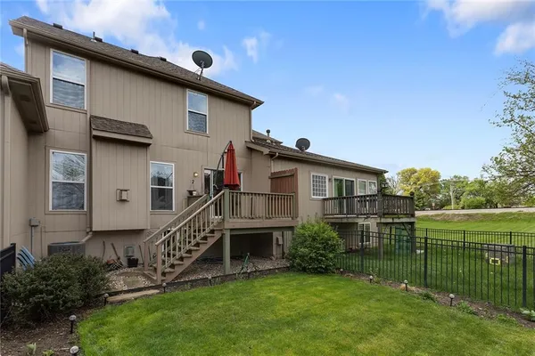 $320,000 | 34212 West 90th Circle, De Soto, KS 66018