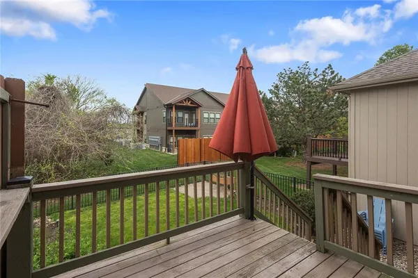$320,000 | 34212 West 90th Circle, De Soto, KS 66018