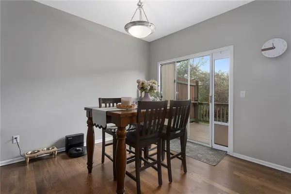 $320,000 | 34212 West 90th Circle, De Soto, KS 66018