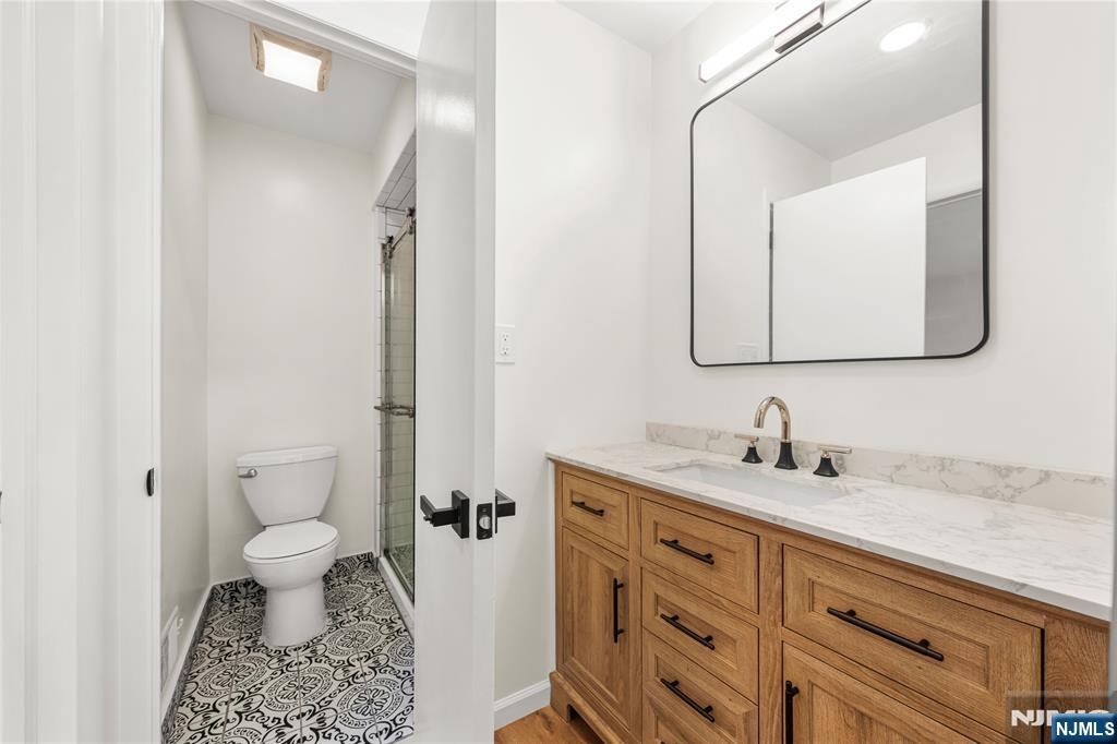 261 Sunset Key Secaucus, NJ 07094 - Photo 25 of 35