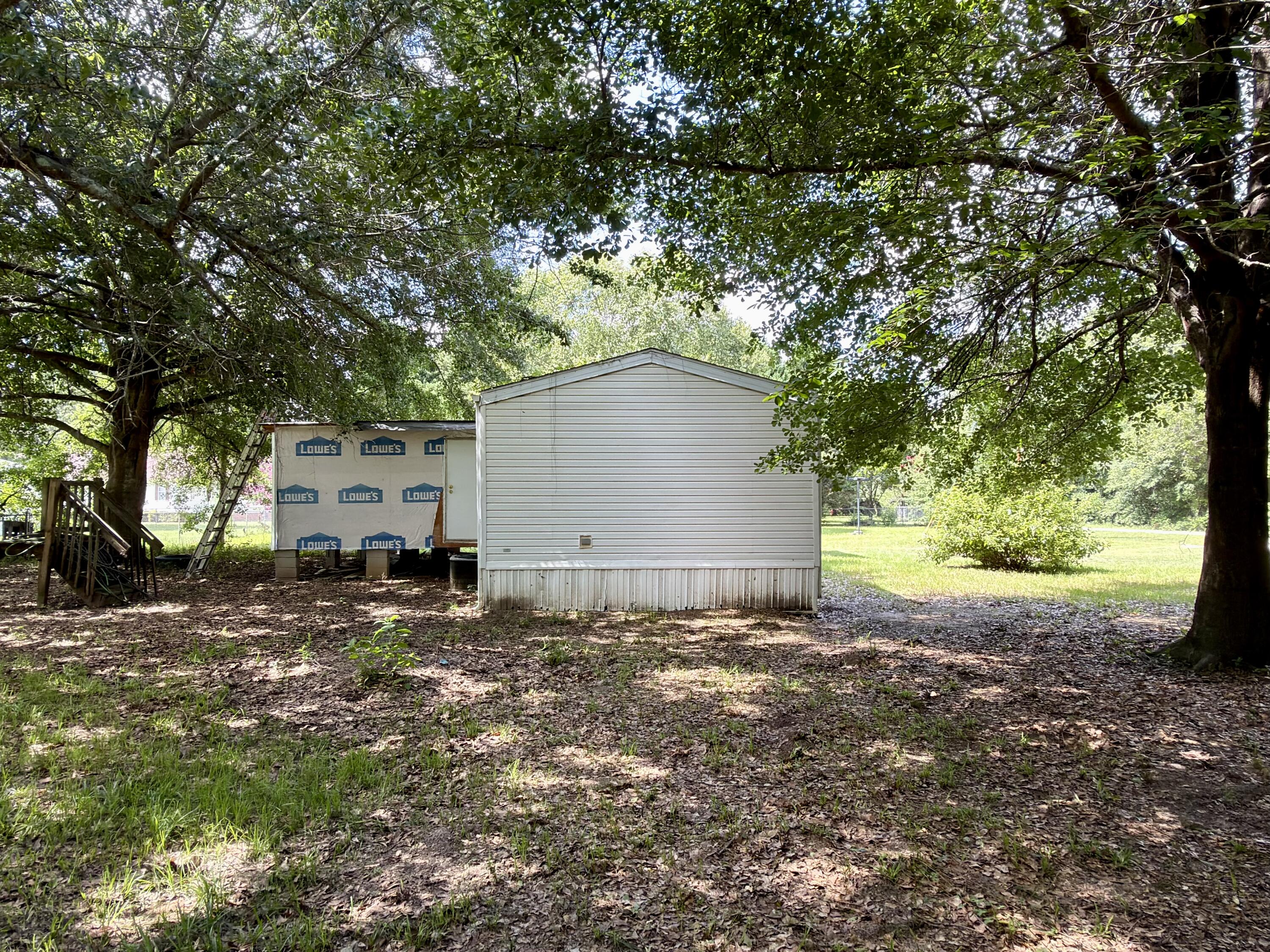 1706 Bermuda Road Sumter, SC 29154 - Photo 5 of 28 IMG_1804