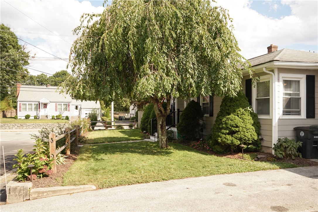 2 Lorraine Avenue Coventry, RI 02816 - Photo 18 of 18