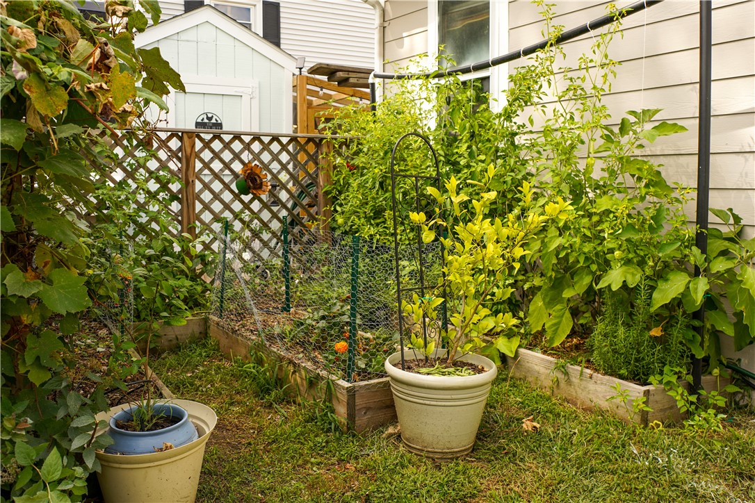 2 Lorraine Avenue Coventry, RI 02816 - Photo 2 of 18