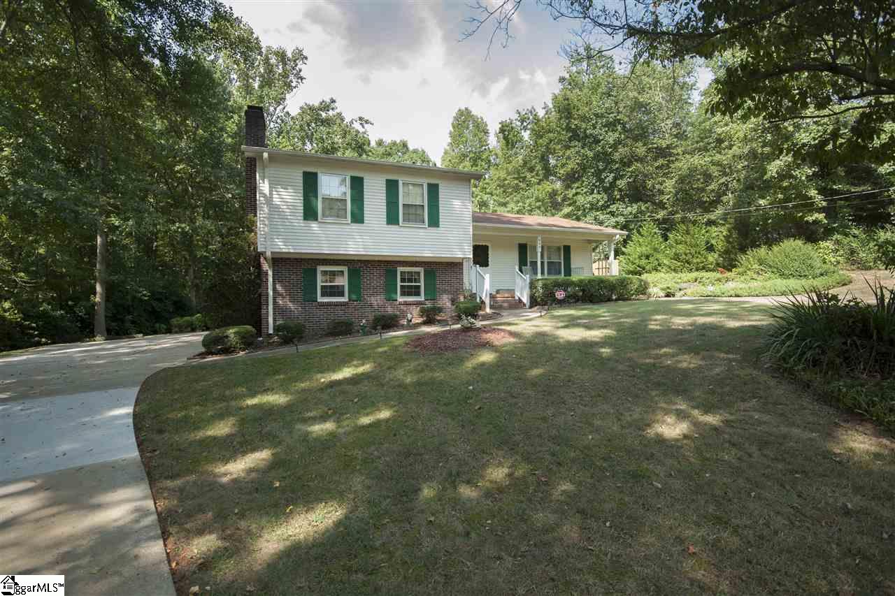 904 Standing Springs Road Greenville, SC 29605 - Photo 1 of 35 Gallery Image 1