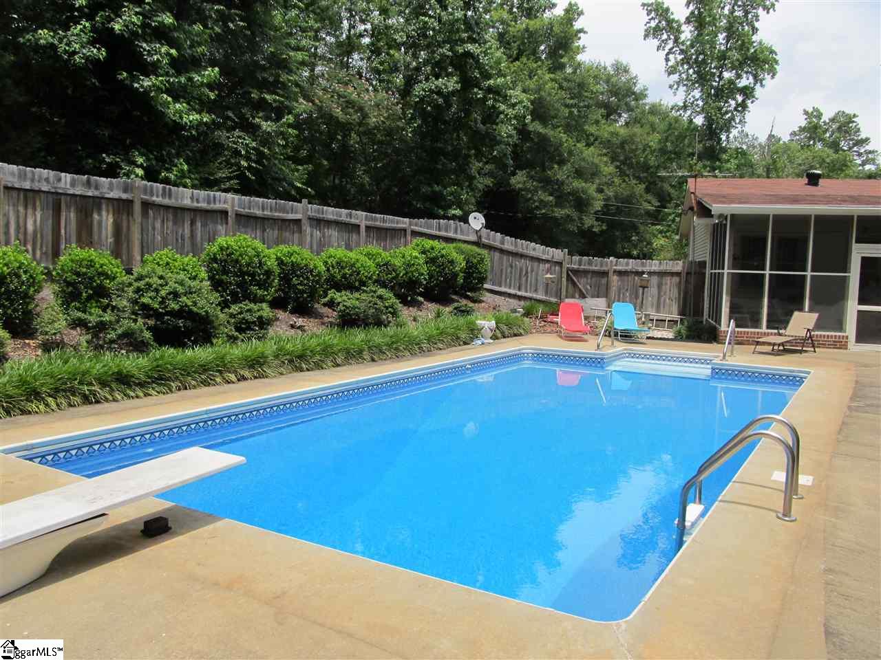 904 Standing Springs Road Greenville, SC 29605 - Photo 3 of 35 Gallery Image 3