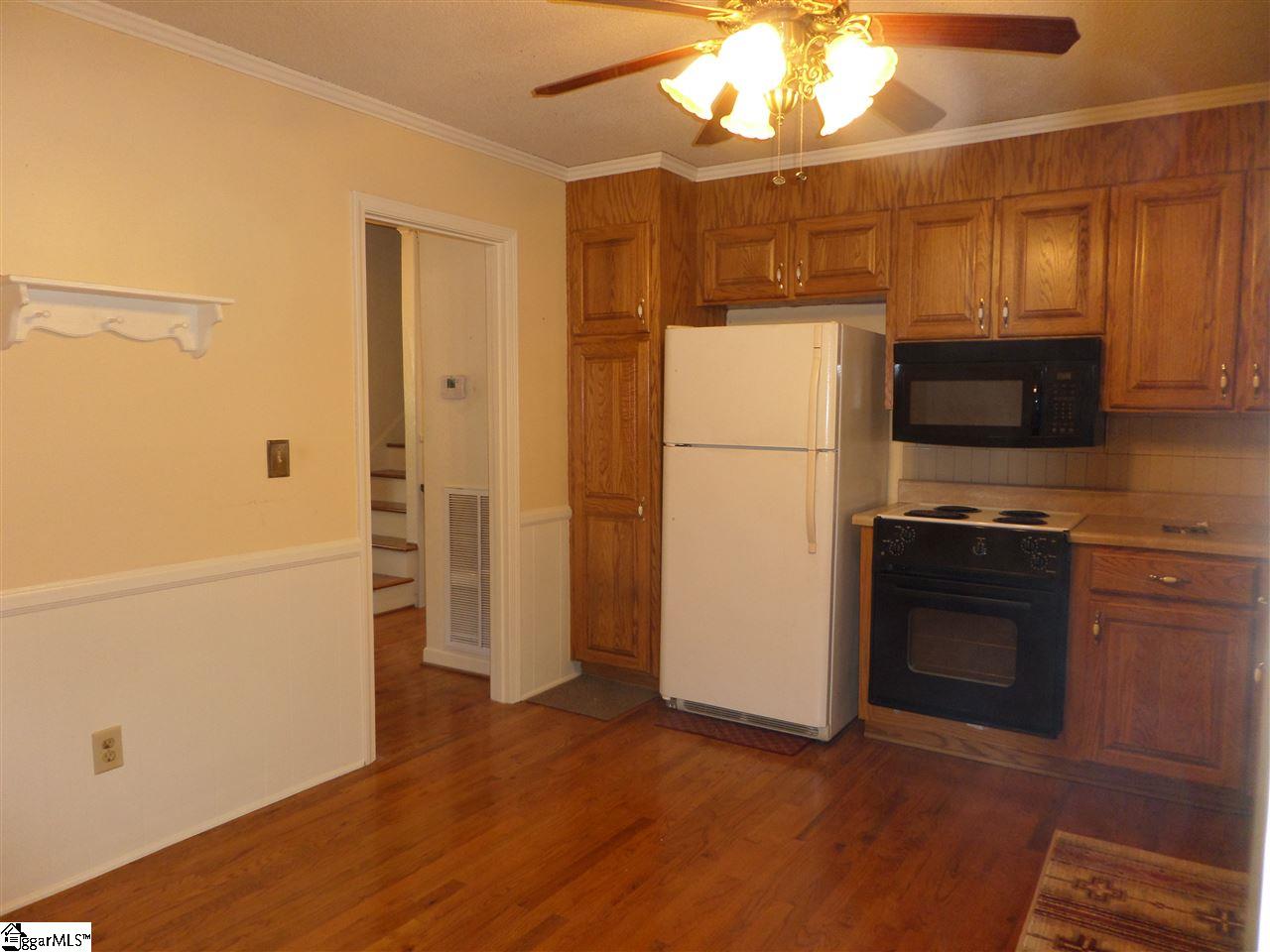 904 Standing Springs Road Greenville, SC 29605 - Photo 10 of 35 Gallery Image 10