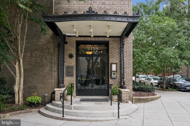$2,900 | 2129 Florida Avenue Northwest, Unit L1, Washington, DC 20008
