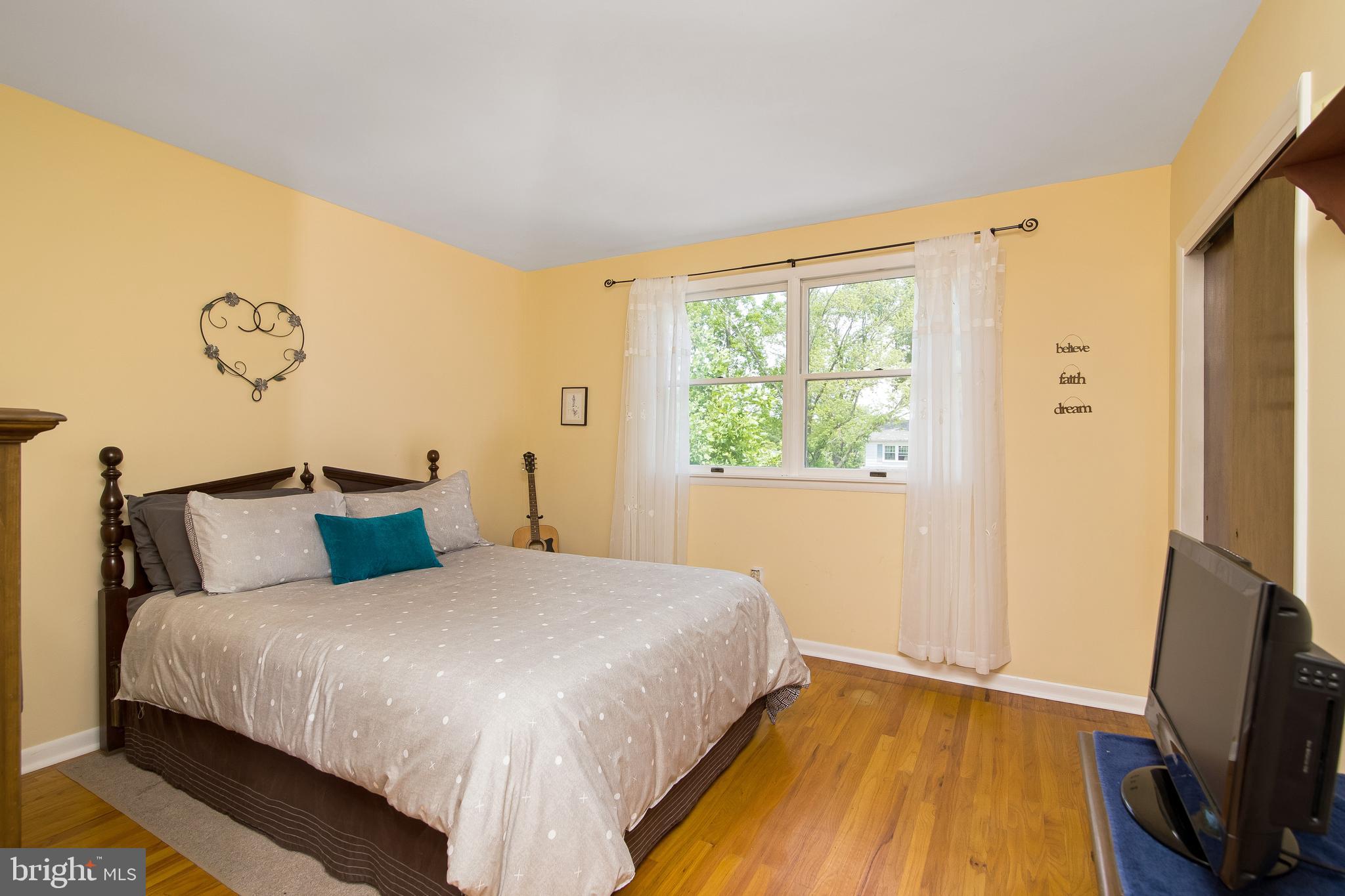 414 St David Drive Mount Laurel, NJ 08054 - Photo 21 of 34 2nd Bedroom (Front part of Home)