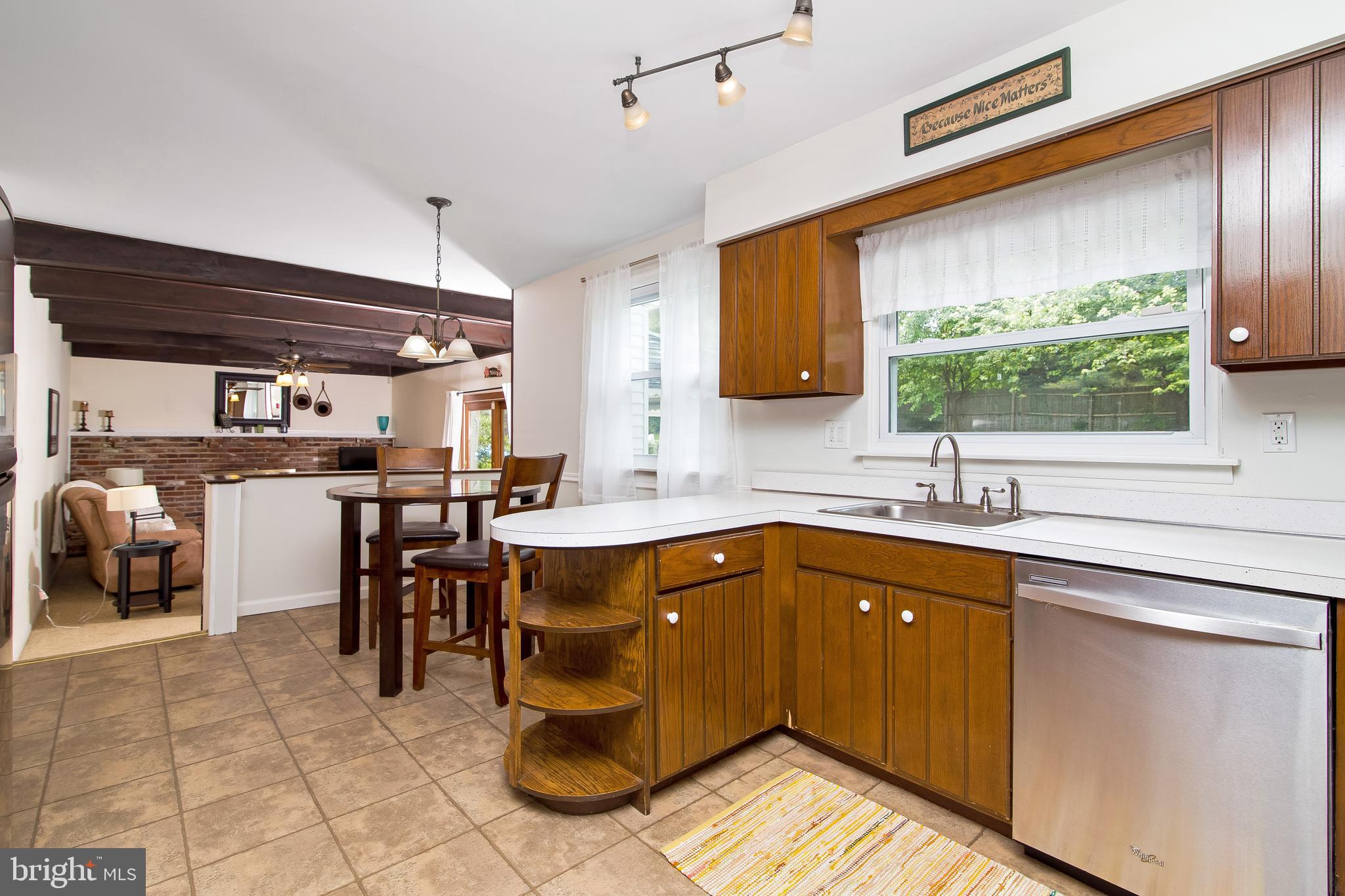 414 St David Drive Mount Laurel, NJ 08054 - Photo 8 of 34 Kitchen, Stainless Steel Dishwasher & Penninsula