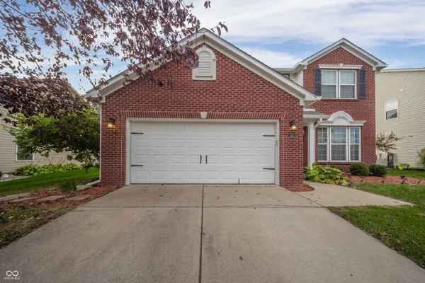 $325,000 | 1450 Huntzinger Boulevard, Pendleton, IN 46064