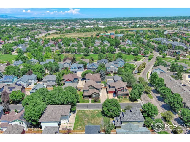 an aerial view of multiple house