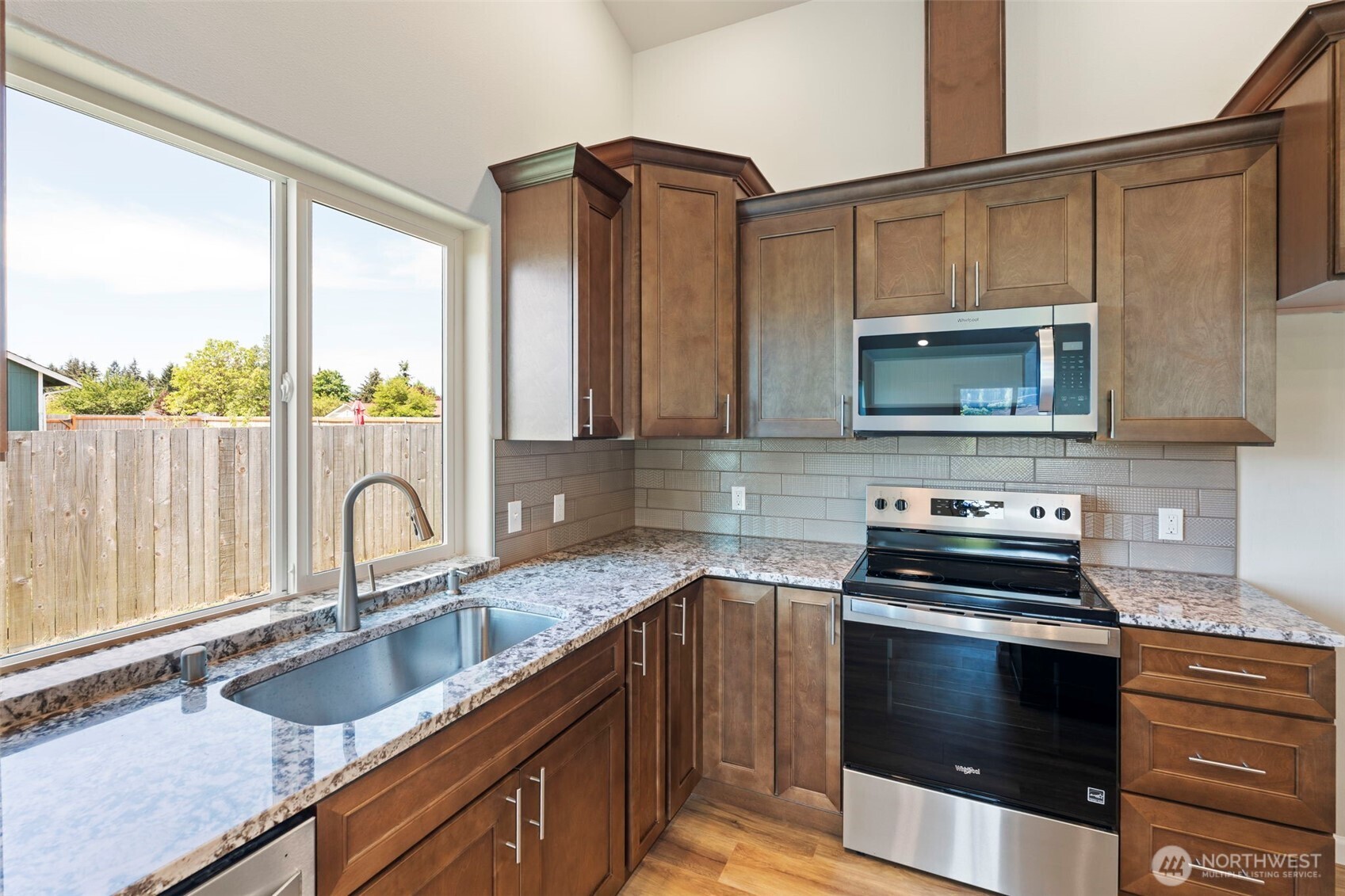 9609 179th Trail Southwest Rochester, WA 98579 - Photo 8 of 40