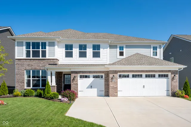 $475,000 | 3908 Kensington Drive, Danville, IN 46122