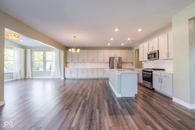 $475,000 | 3908 Kensington Drive, Danville, IN 46122