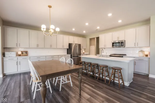 $475,000 | 3908 Kensington Drive, Danville, IN 46122