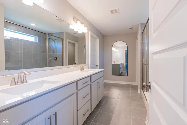 $475,000 | 3908 Kensington Drive, Danville, IN 46122