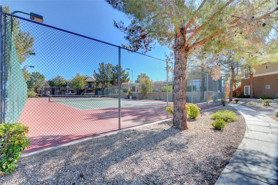8070 West Russell Road, Unit 1064 Las Vegas, NV 89113 - Photo 33 of 35 View of tennis court