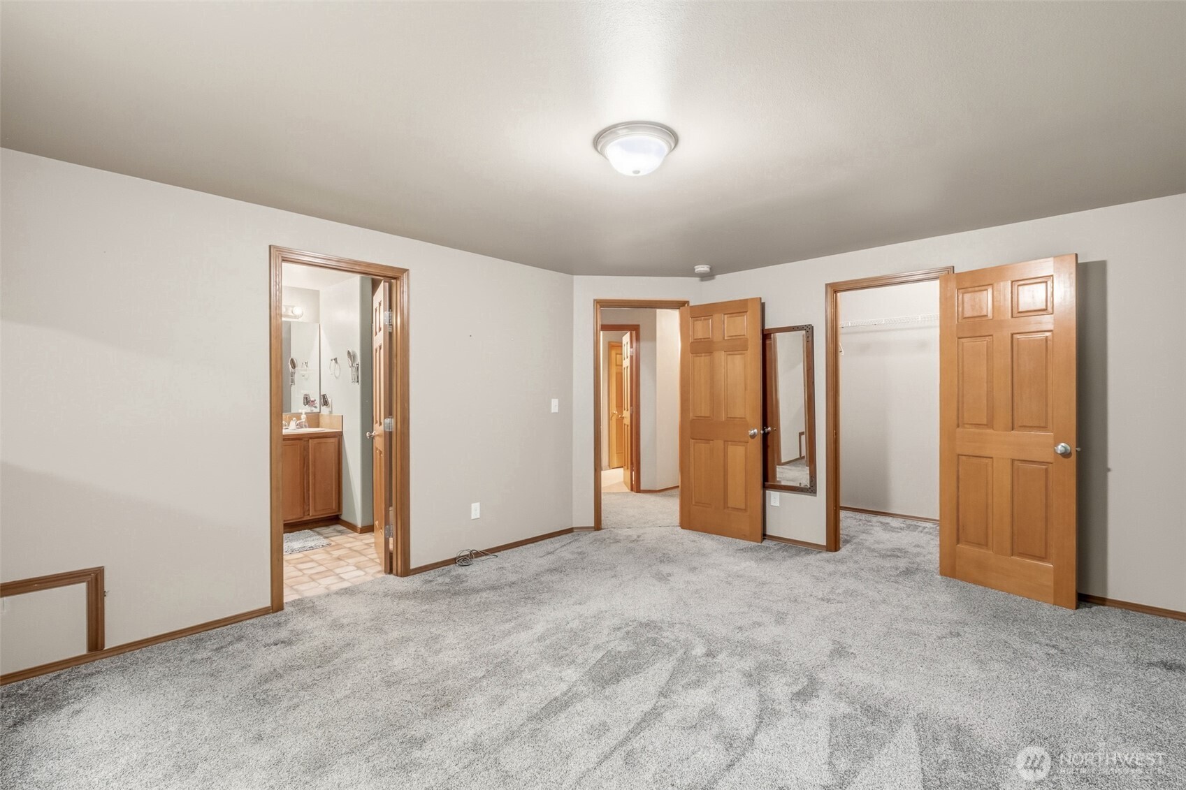 5197 Regan Road Cashmere, WA 98815 - Photo 13 of 29 an empty room with closet area