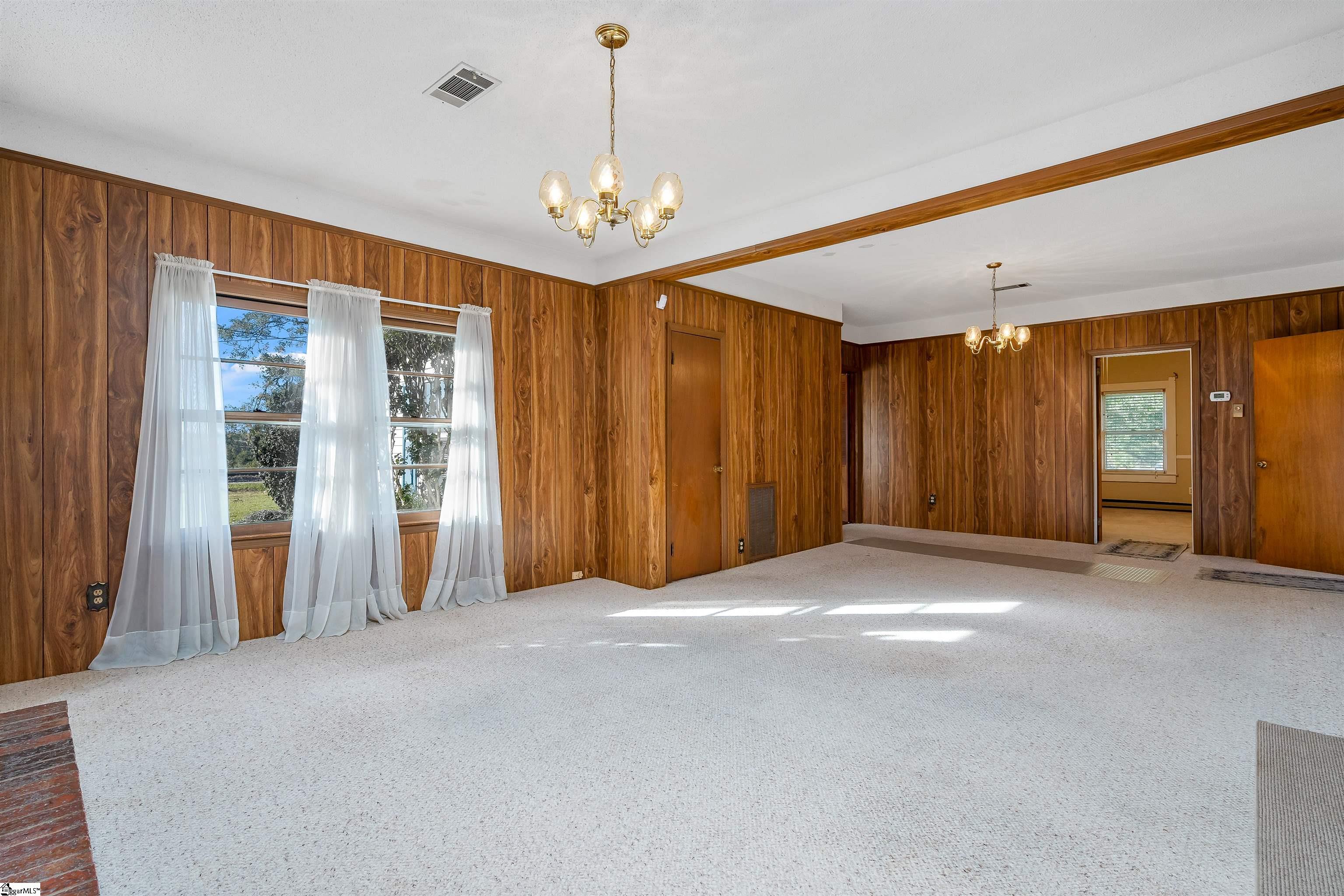 809 Blue Ridge Avenue Belton, SC 29627 - Photo 11 of 44 Gallery Image 11