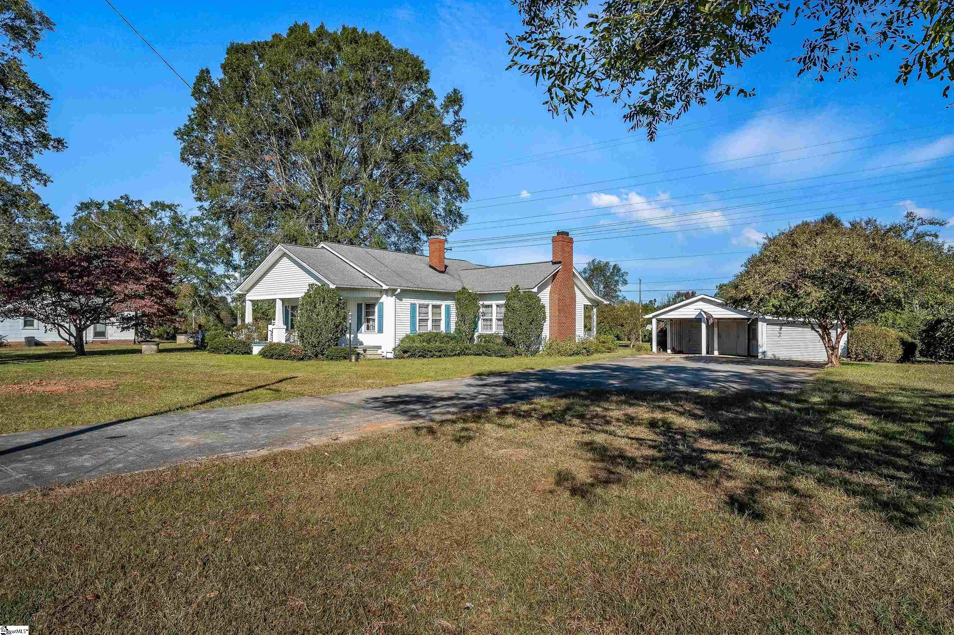809 Blue Ridge Avenue Belton, SC 29627 - Photo 2 of 44 Gallery Image 2