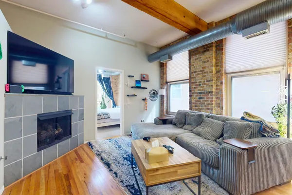 $3,400 | 417 South Jefferson Street, Unit 208B, Chicago, IL 60607