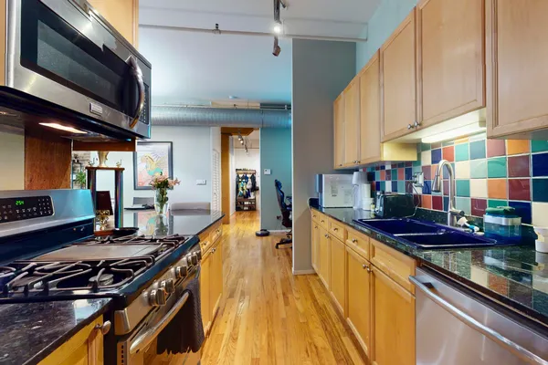 $3,400 | 417 South Jefferson Street, Unit 208B, Chicago, IL 60607