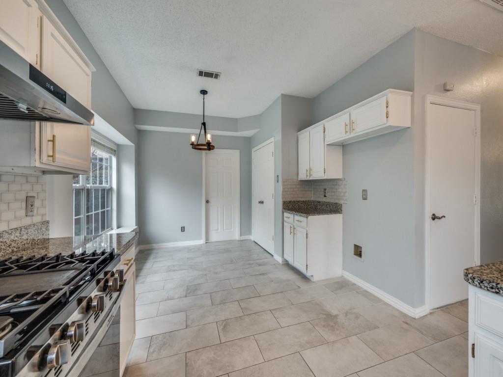 445 Moonlight Way Irving, TX 75063 - Photo 13 of 28