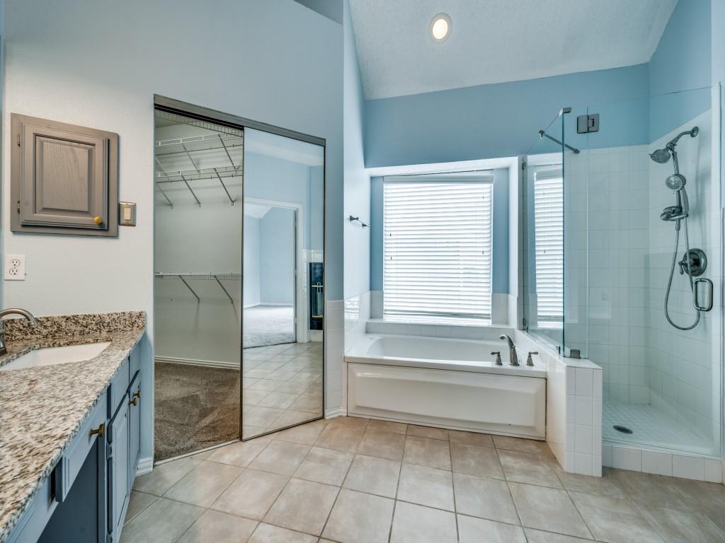 445 Moonlight Way Irving, TX 75063 - Photo 19 of 28