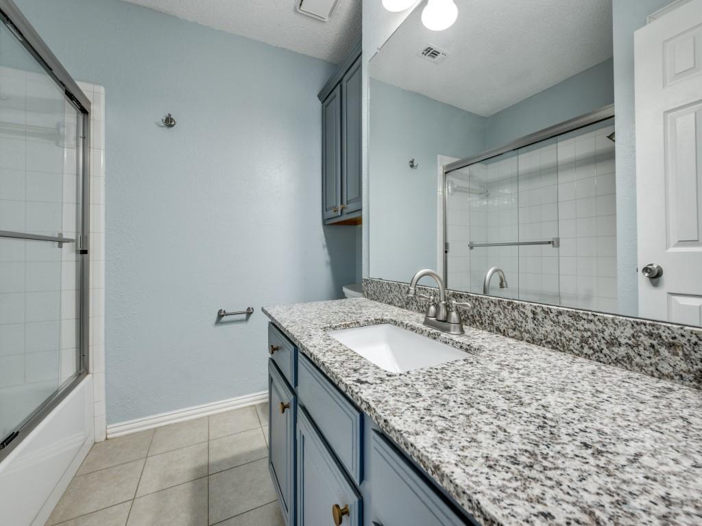 445 Moonlight Way Irving, TX 75063 - Photo 23 of 28