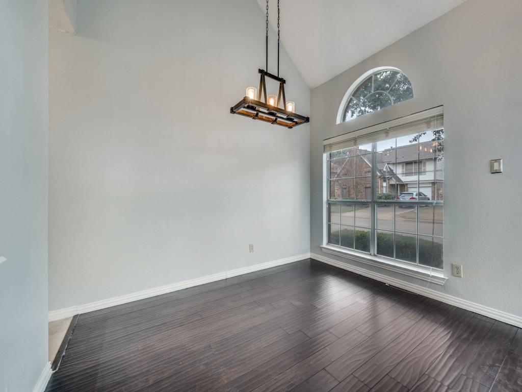 445 Moonlight Way Irving, TX 75063 - Photo 7 of 28