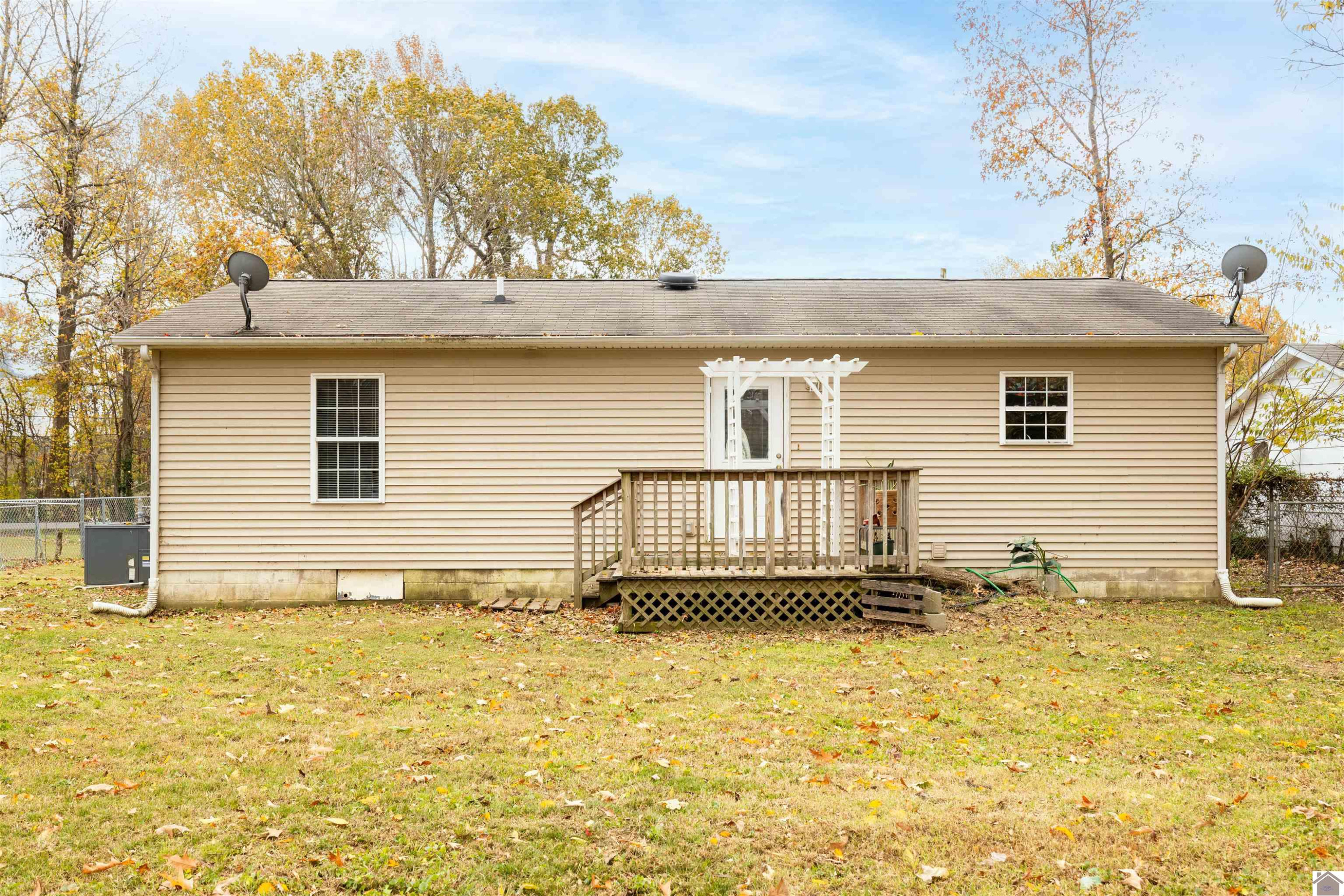 3328 Rudd Street Paducah, KY 42003 - Photo 2 of 12 Photo 2