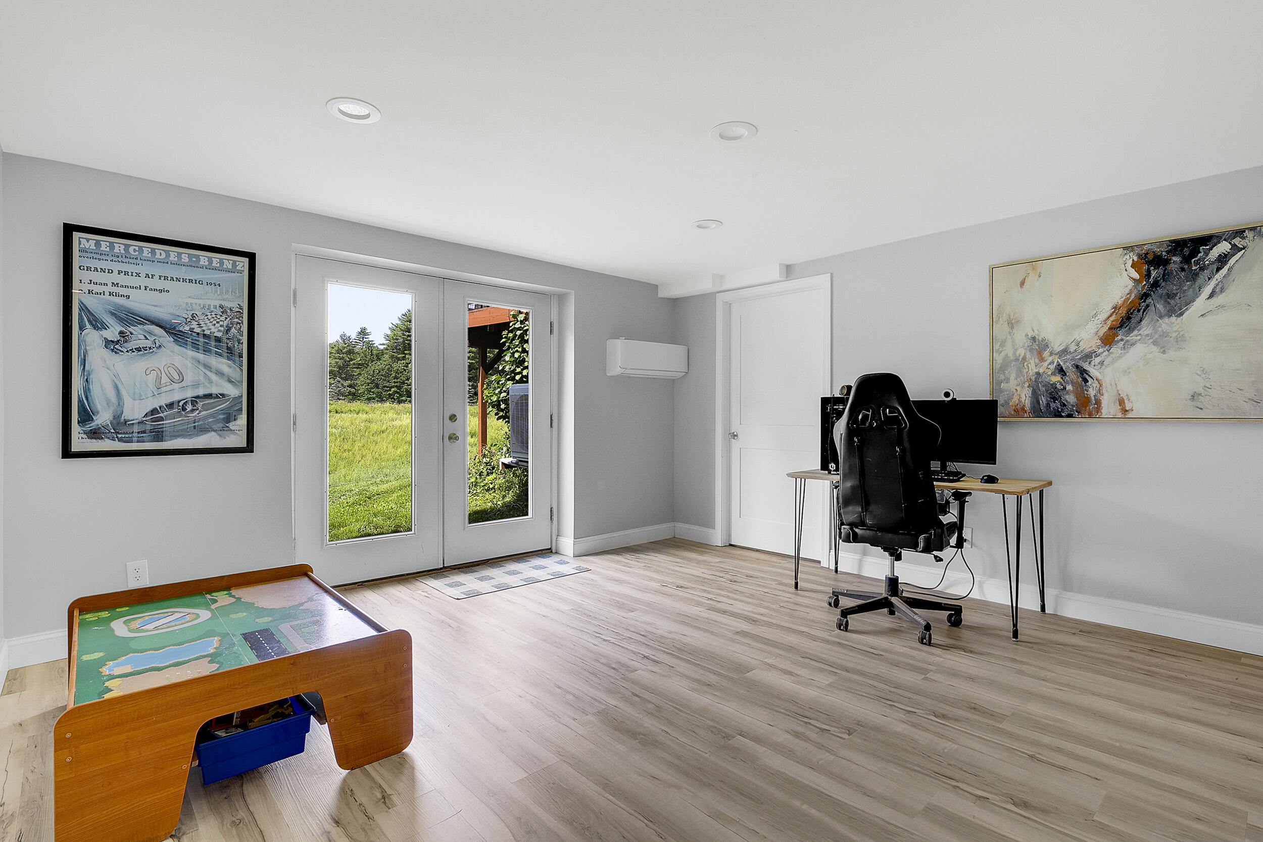 48 Range Road Cumberland, ME 04021 - Photo 29 of 42 35_48range-30