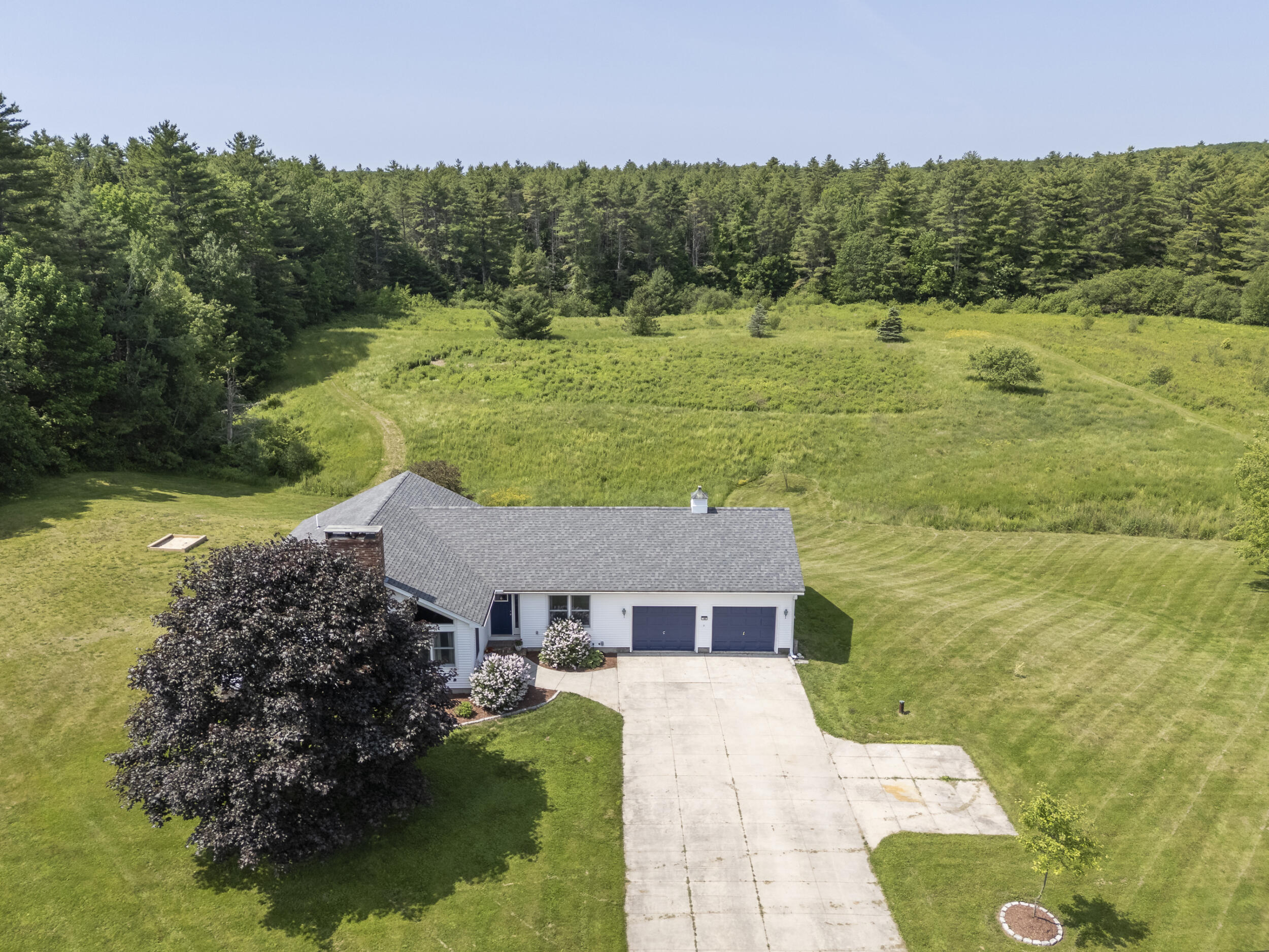 48 Range Road Cumberland, ME 04021 - Photo 3 of 42 49_48range-46