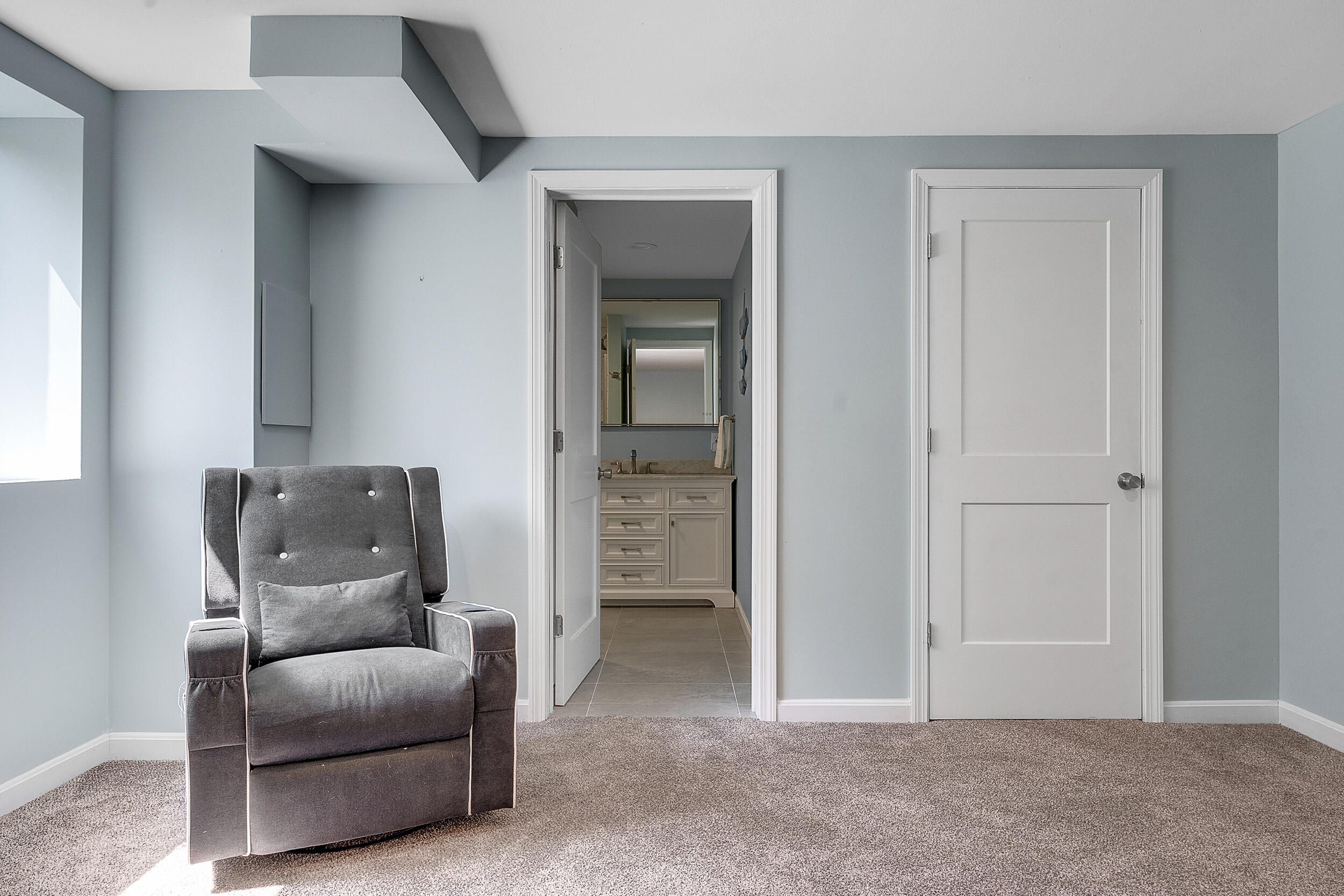 48 Range Road Cumberland, ME 04021 - Photo 34 of 42 43_48range-38