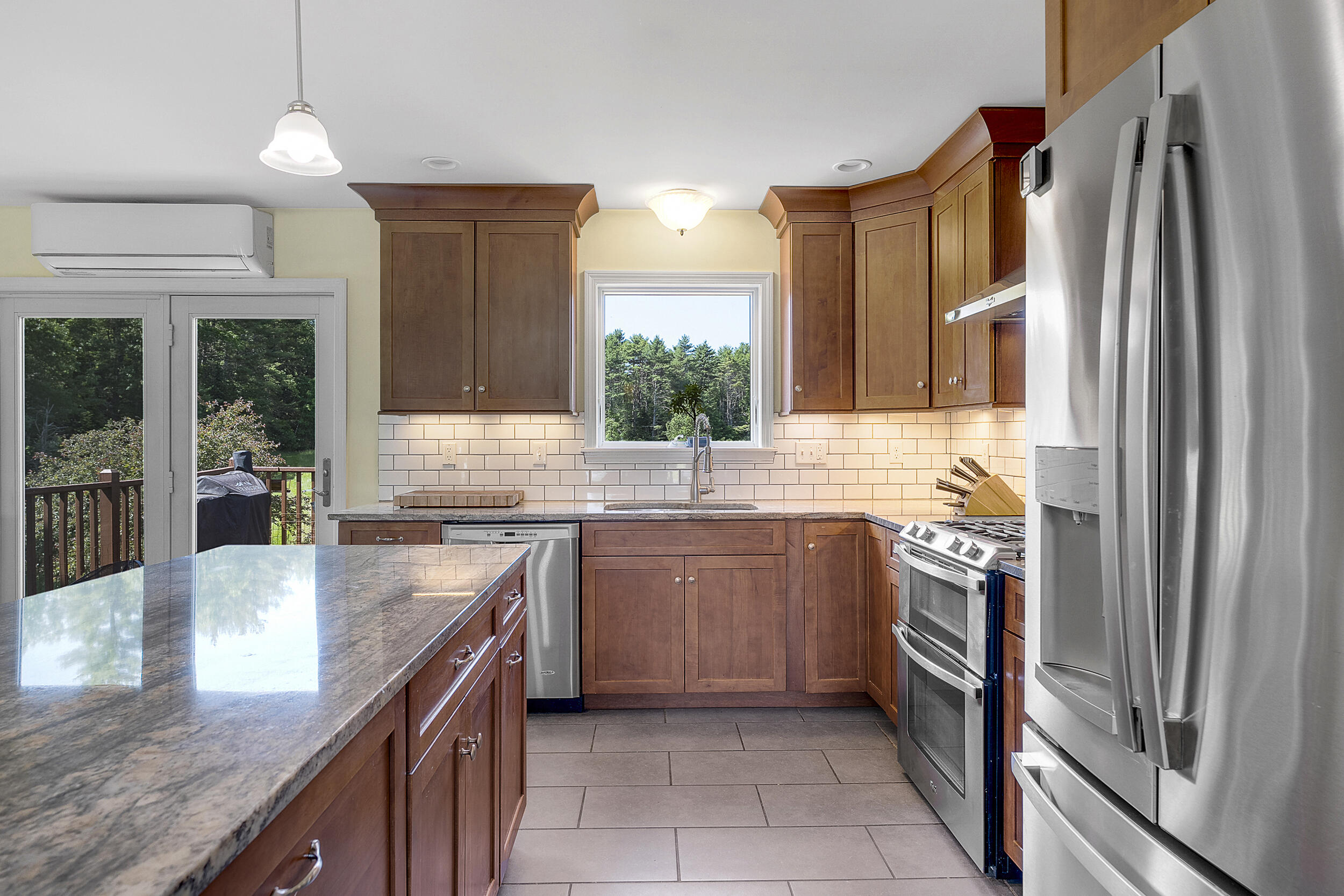 48 Range Road Cumberland, ME 04021 - Photo 6 of 42 9_48range-4