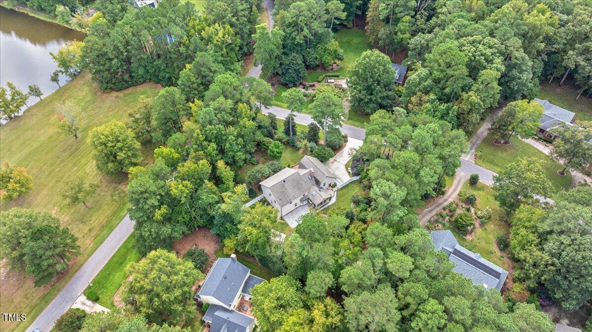 5237 Leiden Lane Raleigh, NC 27606 - Photo 7 of 60 07-- 54