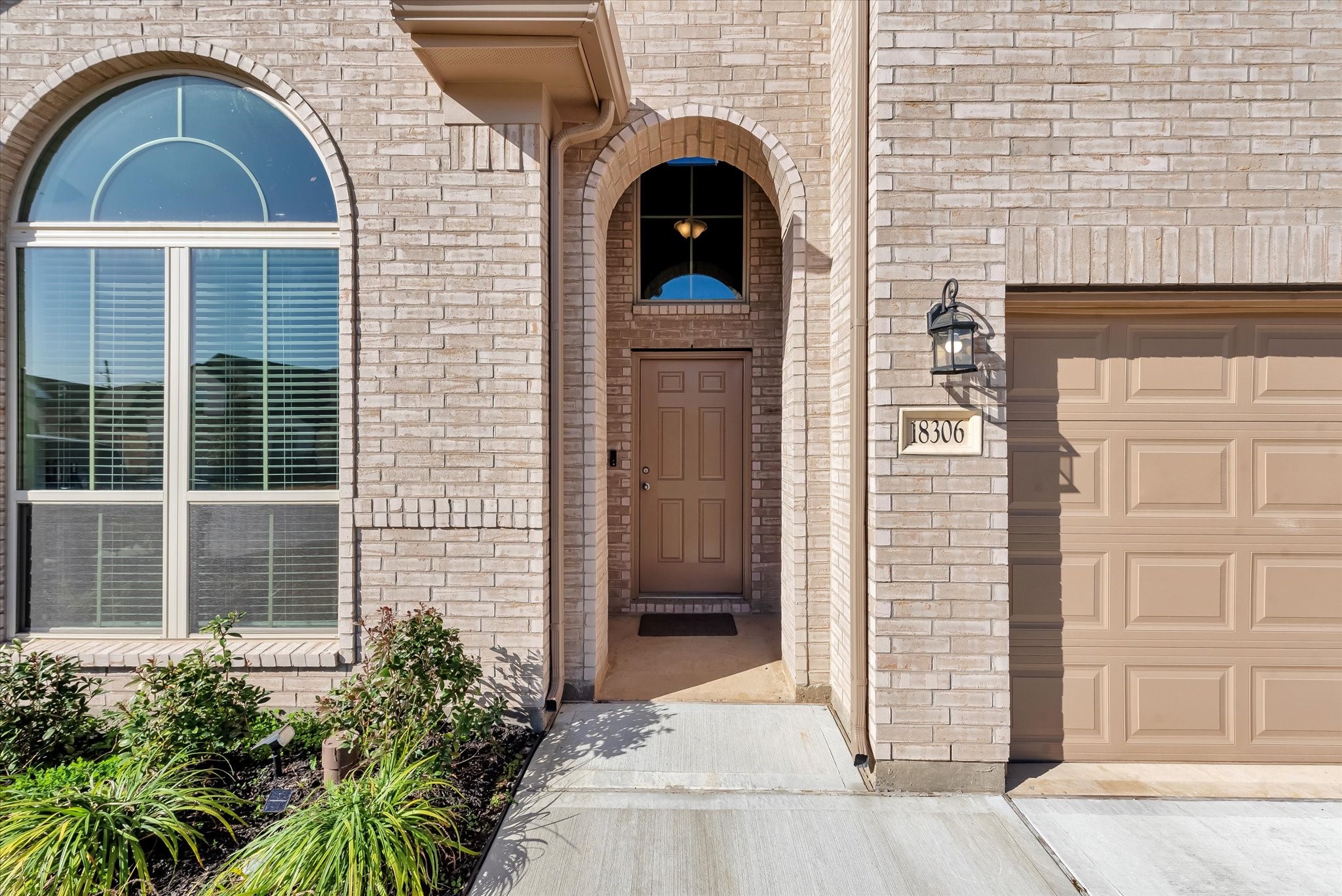 18306 Windy Knl Way Houston, TX 77084 - Photo 4 of 46 Great home that has been barely lived in