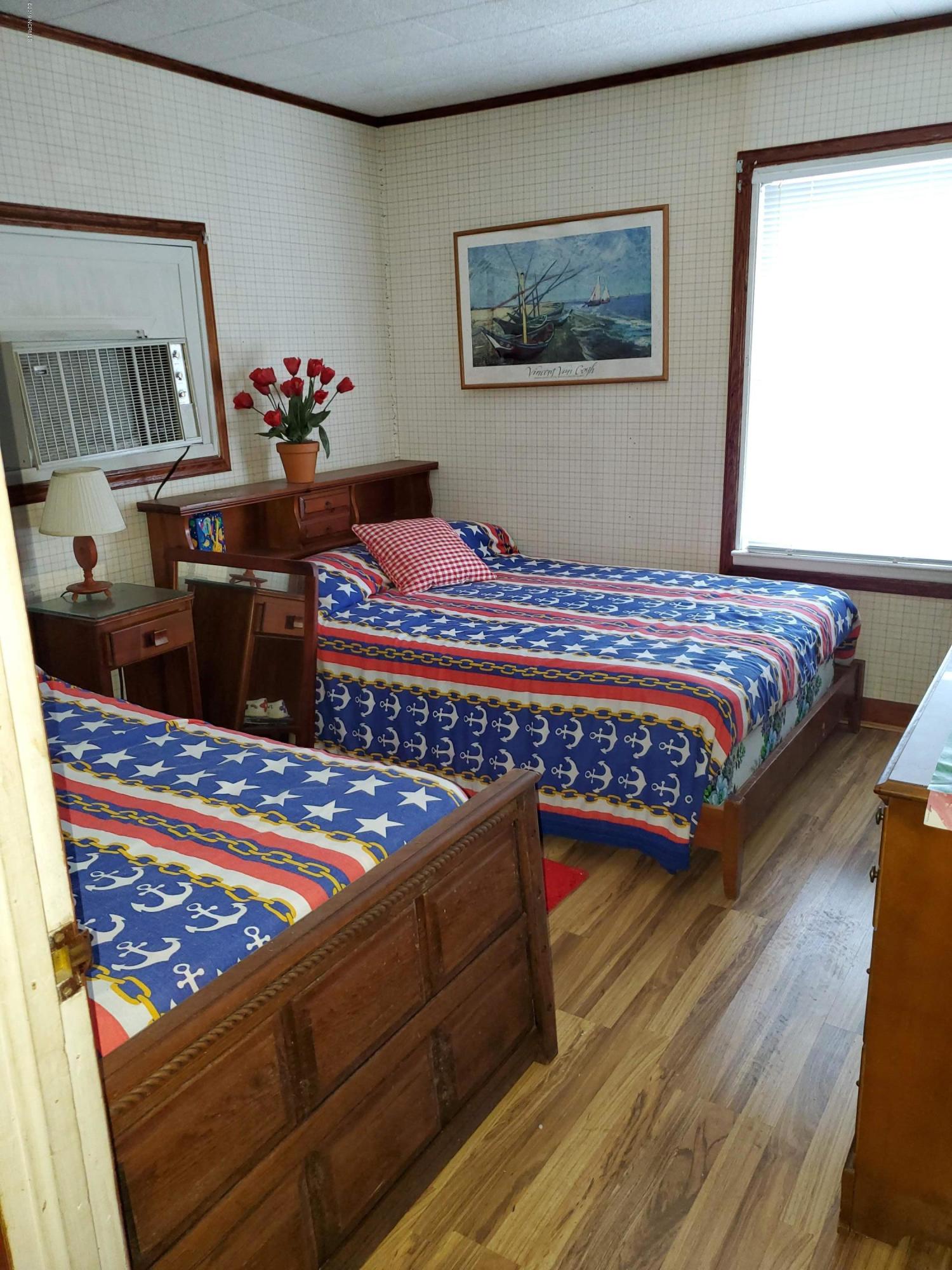 554 Little Kinston Road Surf City, NC 28445 - Photo 8 of 24 20190725_182414