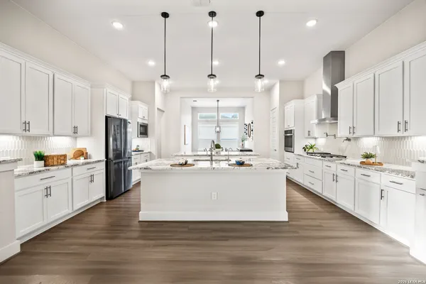 $4,500 | 571 Englewood Lane, Castroville, TX 78009