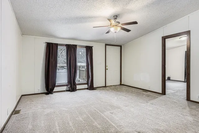 $169,000 | 29394 Jewell Drive, Lawton, MI 49065