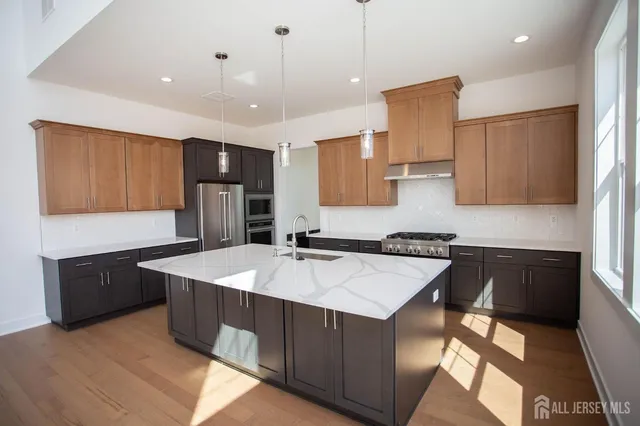 $4,995 | 7 Cole Place, Cranbury, NJ 08512