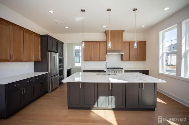 $4,995 | 7 Cole Place, Cranbury, NJ 08512