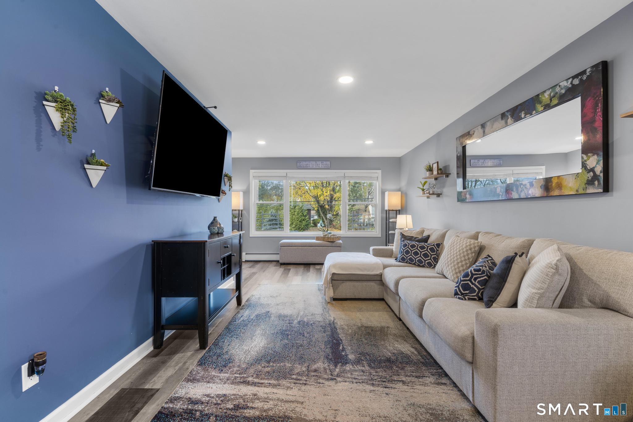 19 Barmore Drive East Stamford, CT 06905 - Photo 3 of 22