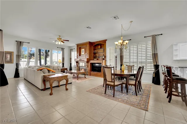 $4,700 | 8012 Gothic Avenue, Las Vegas, NV 89117