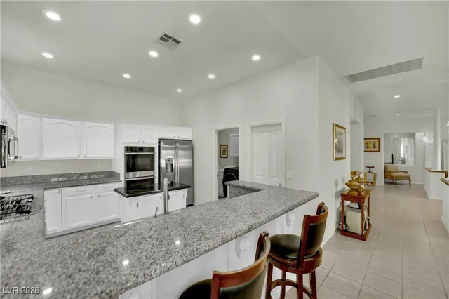 $4,700 | 8012 Gothic Avenue, Las Vegas, NV 89117